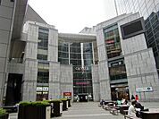 カレッタ汐留 徒歩9分。ショッピングセンター 650m