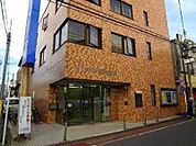 さわやか信用金庫 481m