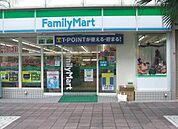 ファミリーマート 464m