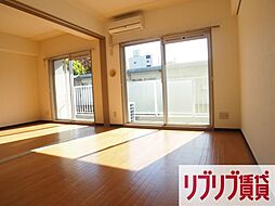 居間