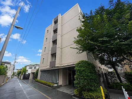 ぜひ一度、現地にてこの住まいならではの魅力をご体感ください。