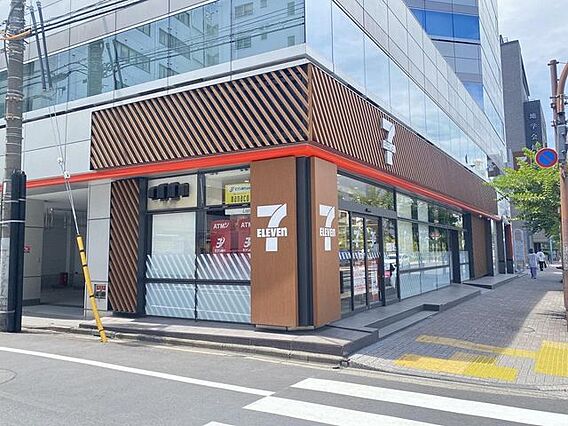 セブンイレブン...