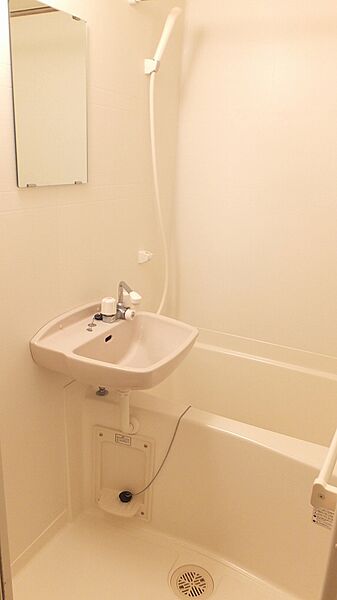 画像6:浴室換気乾燥機能付