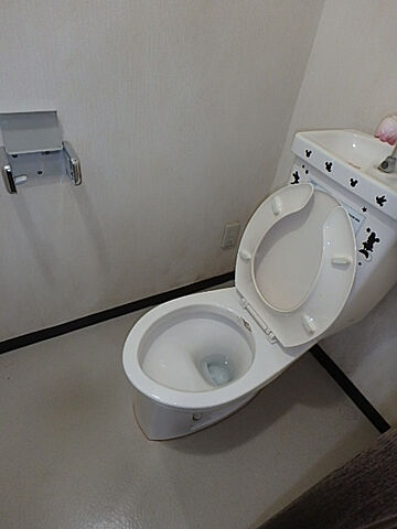 トイレ グラン・ドムール西岡 1階/-