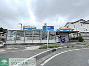 ビッグ・エー浦和本太店 徒歩10分。スーパー 750m