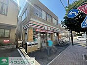 セブン-イレブン 浦和常盤10丁目店 徒歩4分。 270m