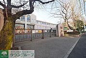 国立埼玉大学教育学部附属小学校 1002m