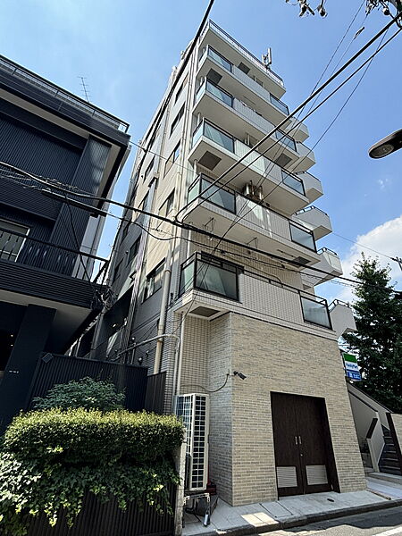 東京都新宿区市谷台町(賃貸マンション1LDK・3階・43.00㎡)の写真 その1