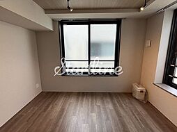 都営三田線 目黒駅 徒歩7分の賃貸マンション 1階1SLDKのリビング/ダイニング