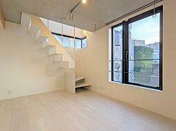 JR山手線 恵比寿駅 徒歩9分の賃貸マンション 4階2LDKのリビング/ダイニング