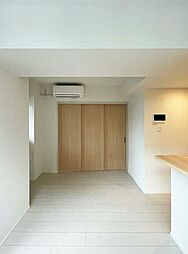 JR山手線 五反田駅 徒歩8分の賃貸マンション 4階1LDKのリビング/ダイニング