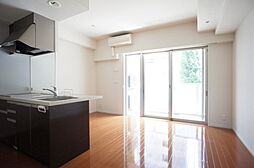 ニューシティアパートメンツ芝公園 205 2階1LDKのリビング/ダイニング