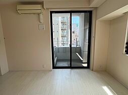 東京メトロ千代田線 乃木坂駅 徒歩8分の賃貸マンション 6階1LDKのリビング/ダイニング