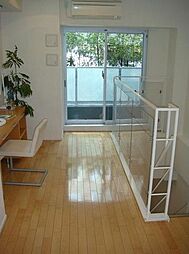 都営三田線 白金高輪駅 徒歩8分の賃貸マンション 1階1LDKのリビング/ダイニング