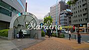 茅場町駅(東京メトロ 日比谷線) 徒歩3分。 170m