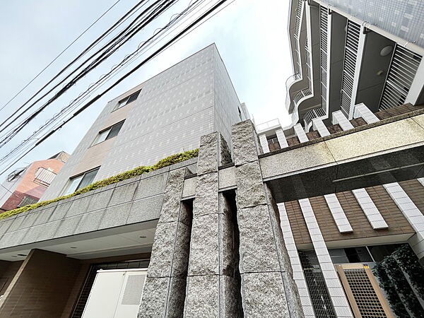 東京都新宿区四谷坂町(賃貸マンション1K・2階・30.11㎡)の写真 その1