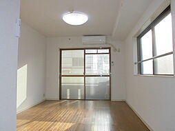 鹿児島市電1系統 武之橋駅 徒歩5分の賃貸マンション 4階ワンルームのリビング/ダイニング