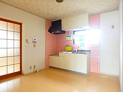 鹿児島市電2系統 水族館口駅 新村入口下車 5.2kmの賃貸マンション 3階3DKのリビング/ダイニング