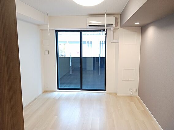 ヴァーミーII_内装_0