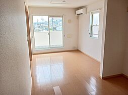 JR鹿児島本線 川内駅 バス13分 育英小入口下車 徒歩6分の賃貸アパート 2階2LDKのリビング/ダイニング