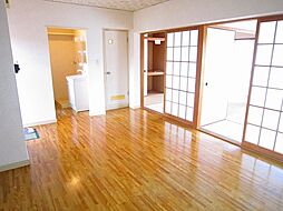 JR指宿枕崎線 慈眼寺駅 諏訪下車 徒歩16分の賃貸マンション 3階2LDKのリビング/ダイニング