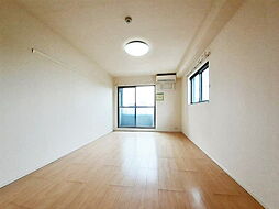 鹿児島市電2系統 加治屋町駅 徒歩4分の賃貸マンション 8階1Kのリビング/ダイニング