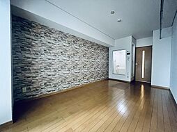 鹿児島市電2系統 市役所前駅 市役所前下車 徒歩2分の賃貸マンション 2階1Kのリビング/ダイニング