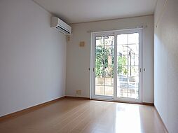 JR鹿児島本線 上伊集院駅 バス20分 春山三文字下車 徒歩7分の賃貸アパート 1階2DKのリビング/ダイニング