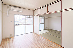 居間