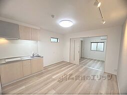 JR片町線(学研都市線) 津田駅 徒歩10分の賃貸アパート 3階1LDKのリビング/ダイニング