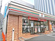 セブンイレブン　枚方市役所前店まで1500メートル