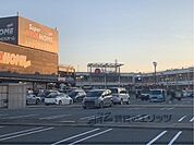 ビバモール寝屋川まで1100メートル