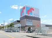 万代　長尾西店まで1100メートル