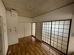 居間