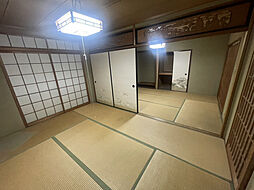 居間