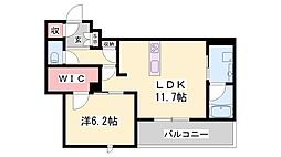 ラ ピエノ 1階
