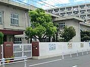 大阪市立三先幼稚園（292m）
