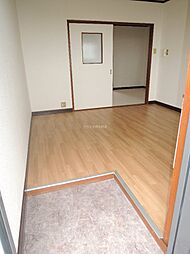 居間