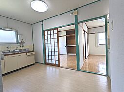 居間