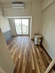 クローバー・グランツ弁天町 9階1Kのリビング/ダイニング