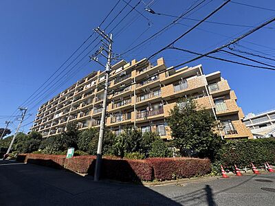 外観:スーパー・コンビニが近く住環境良好なマンションです 外観:スーパー・コンビニが近く住環境良好なマンションです