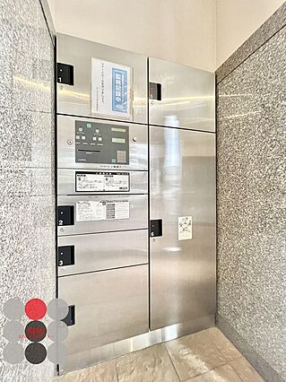外出時にも荷物...