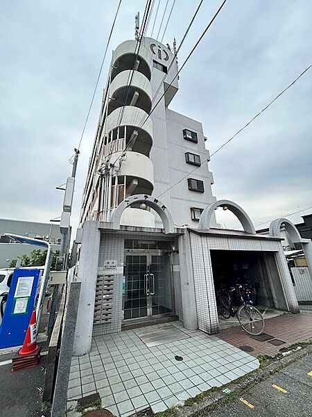 アーチ神崎 ｜兵庫県尼崎市神崎町(賃貸マンション2LDK・2階・45.00㎡)の写真 その1