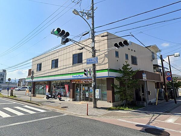 画像13:ファミリーマート 尼崎下坂部店（186m）