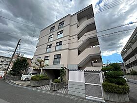 ハイネスコート  ｜ 兵庫県伊丹市荒牧６丁目（賃貸マンション3LDK・2階・65.66㎡） その1