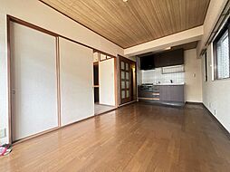 居間