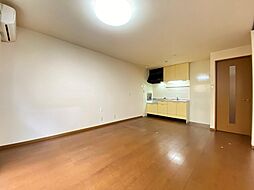 ライフランドスケープ A棟 1階2LDKのリビング/ダイニング