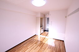 プリエール名神尼崎 3階ワンルームのリビング/ダイニング