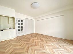 MARIMOマンション 4階ワンルームのリビング/ダイニング