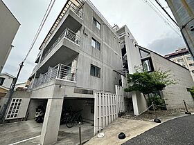 神戸山手アパートメント  ｜ 兵庫県神戸市中央区中山手通４丁目（賃貸マンション1K・2階・25.72㎡） その1